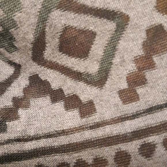 Talula Aztec Print Tee - Picture 4 of 5